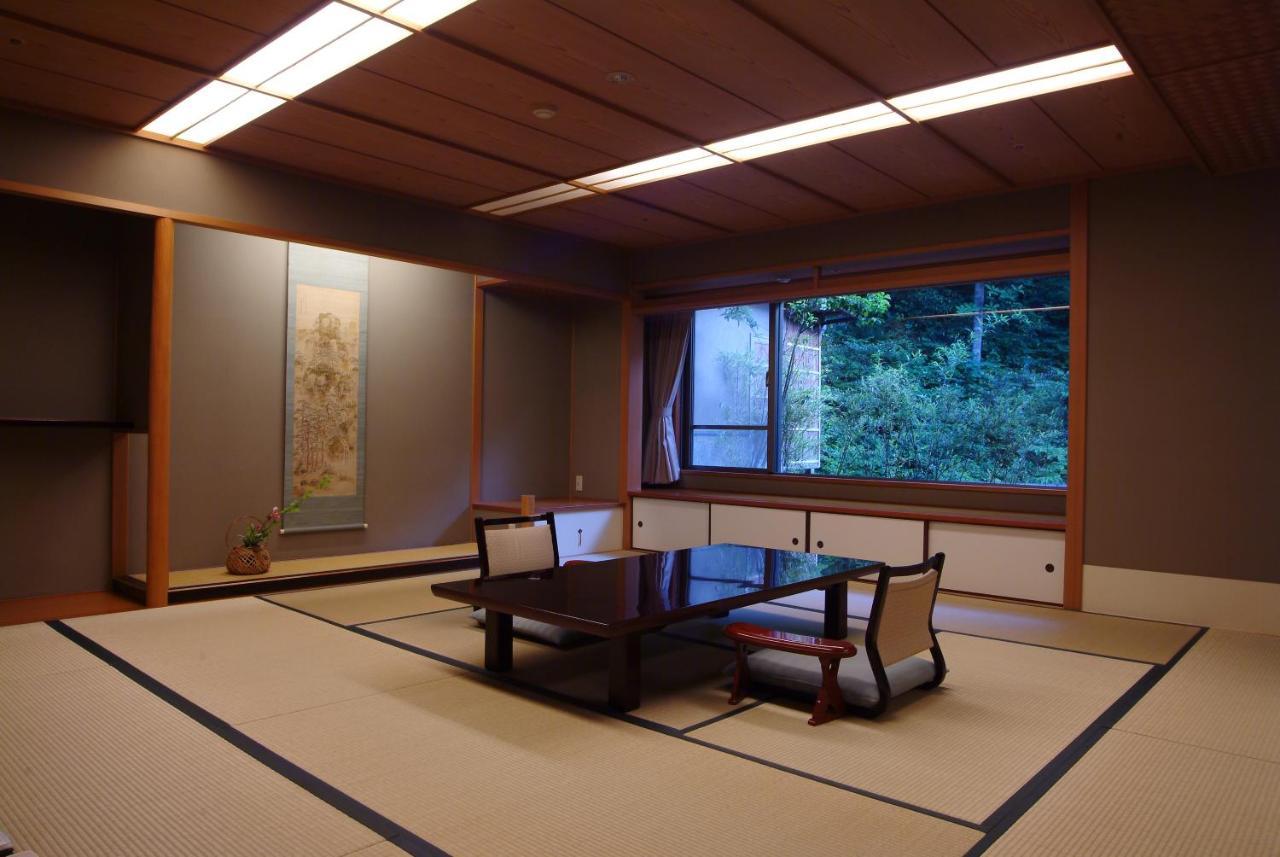 Kinosaki Onsen Nishimuraya Hotel Shogetsutei Toyooka  Exteriör bild