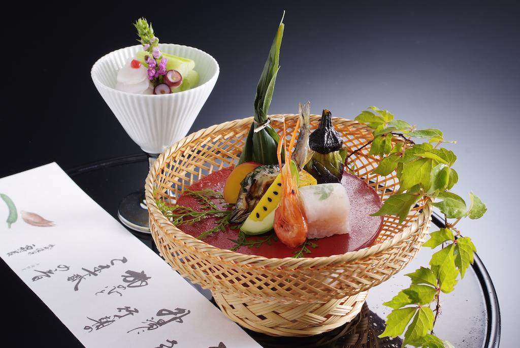 Kinosaki Onsen Nishimuraya Hotel Shogetsutei Toyooka  Exteriör bild