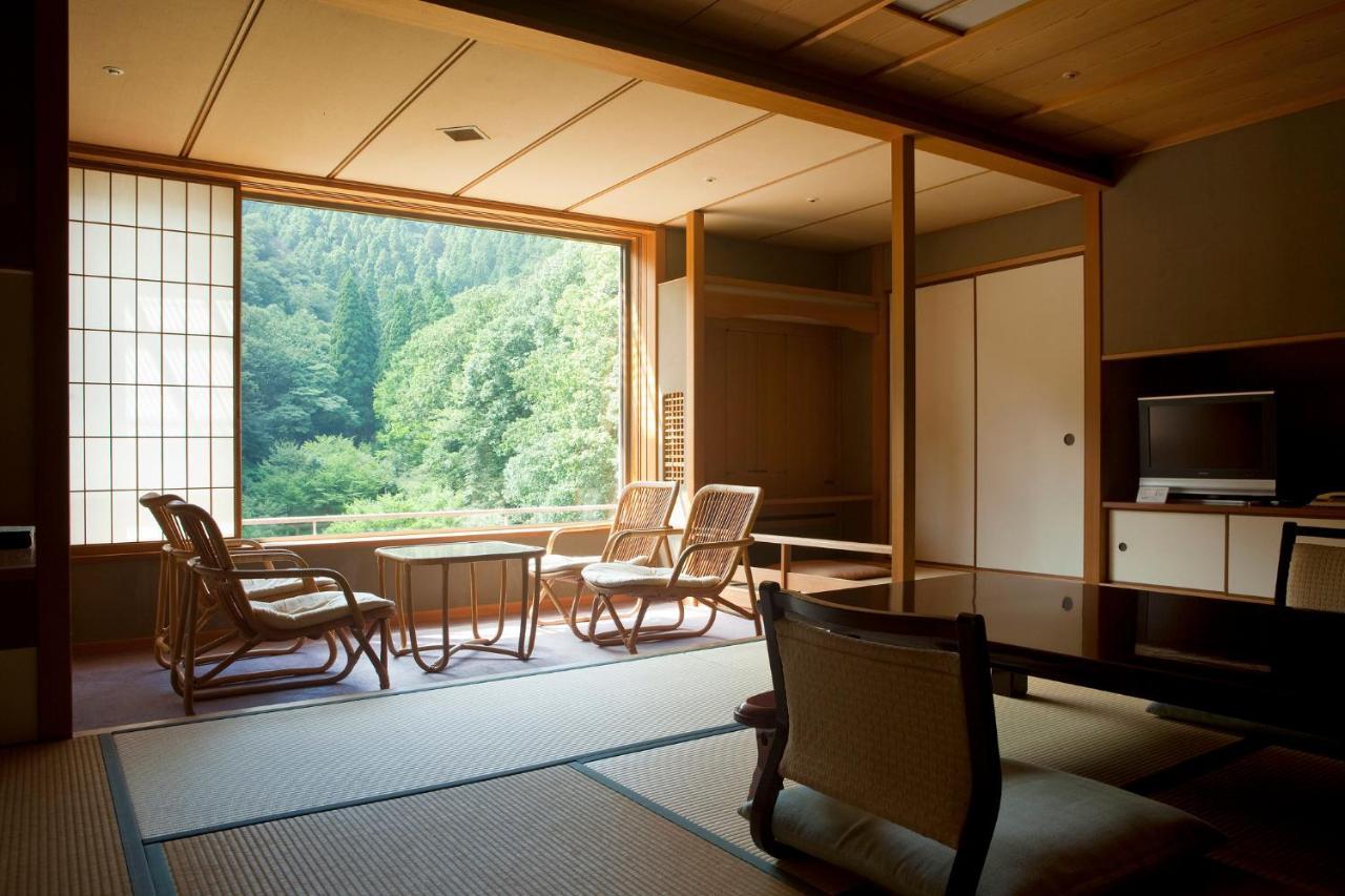 Kinosaki Onsen Nishimuraya Hotel Shogetsutei Toyooka  Exteriör bild